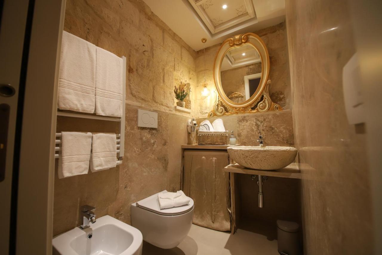 Palazzo Stapane Home Suite 9 - Luxury Living Монополи Экстерьер фото